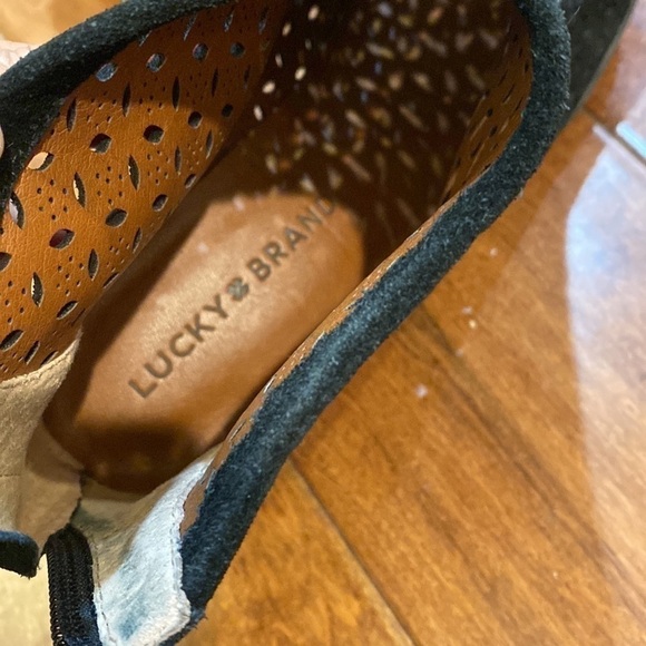 Lucky brand Bergyn suede boots 6 - Picture 6 of 6